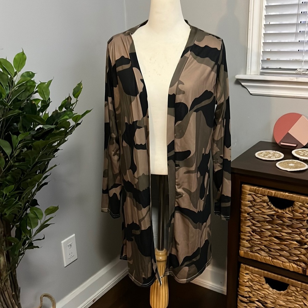 Camouflage print Cardigan || Duster || top M